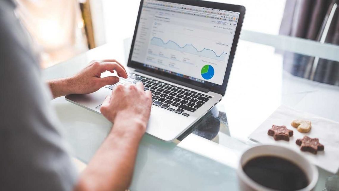La importancia de contar con un consultor SEO en tu negocio La importancia de contar con un consultor SEO en tu negocio